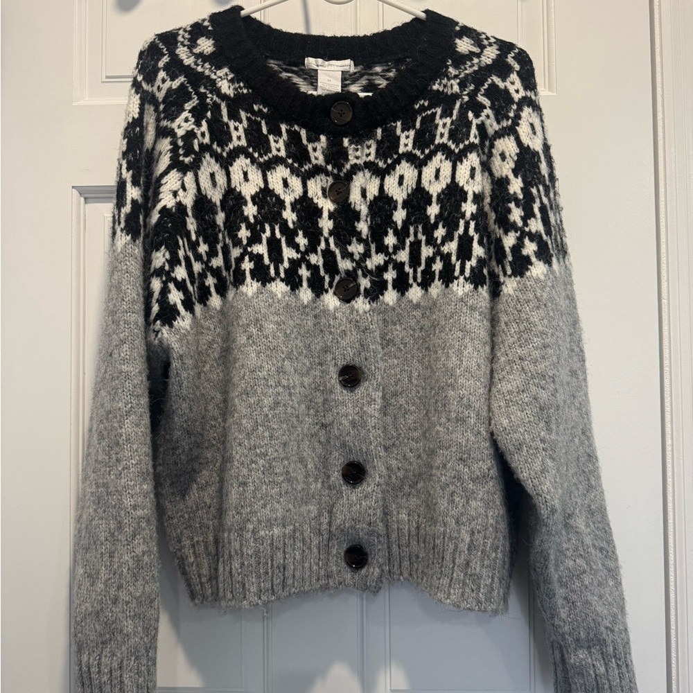 Women's Black and Gray Button-Up Sweater